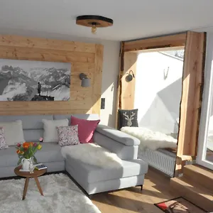 Almi - Alpenglück Traumhafte Whg.m.20qm Dachterr. Oberstaufen